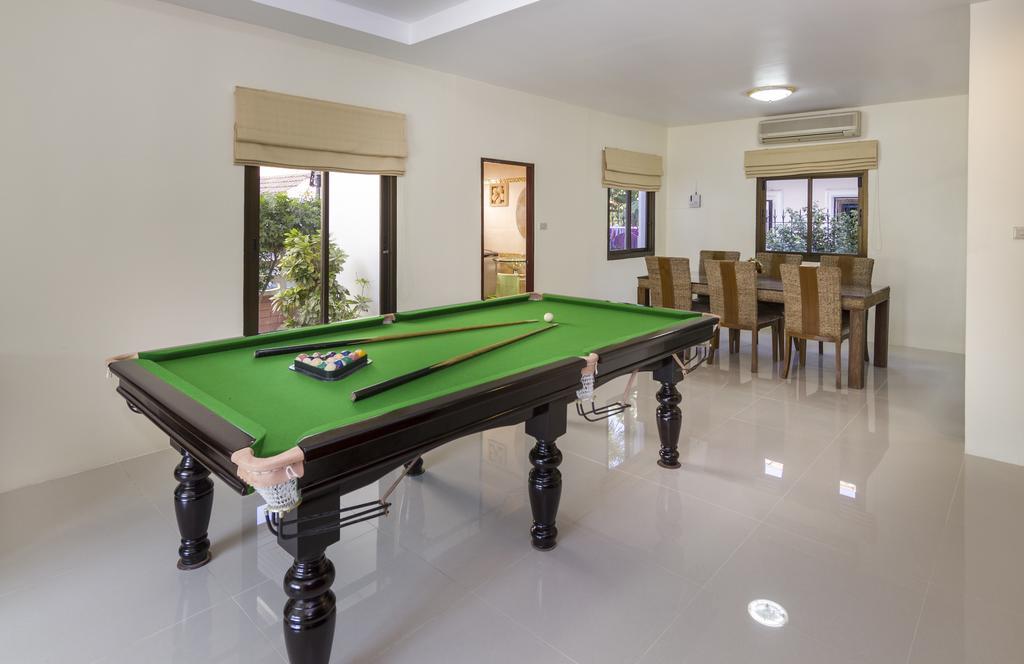 Ratana Villa - Pattaya Holiday House Walking Street 7 Bedrooms Exterior photo