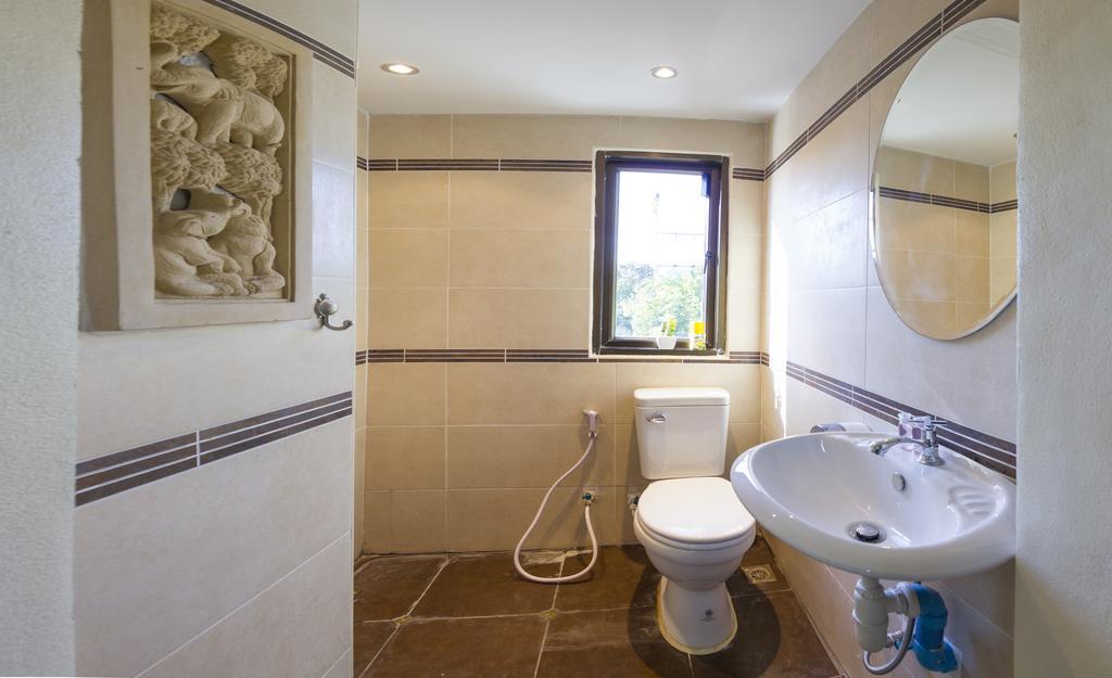 Ratana Villa - Pattaya Holiday House Walking Street 7 Bedrooms Exterior photo
