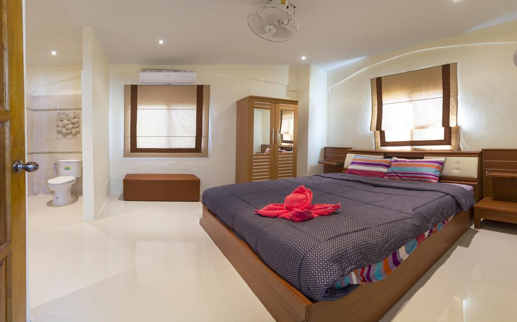 Ratana Villa - Pattaya Holiday House Walking Street 7 Bedrooms Exterior photo